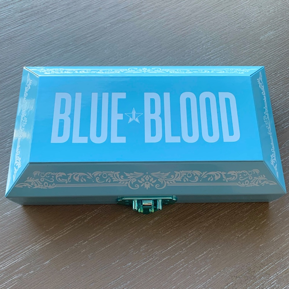 Blue Blood Jeffree Star Palette 💙